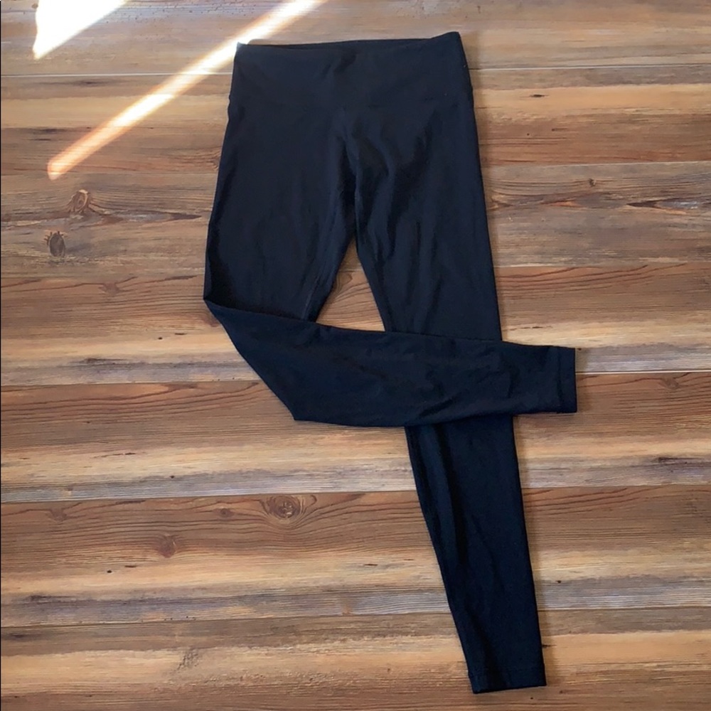 Black Wonder Under Lulu Leggings